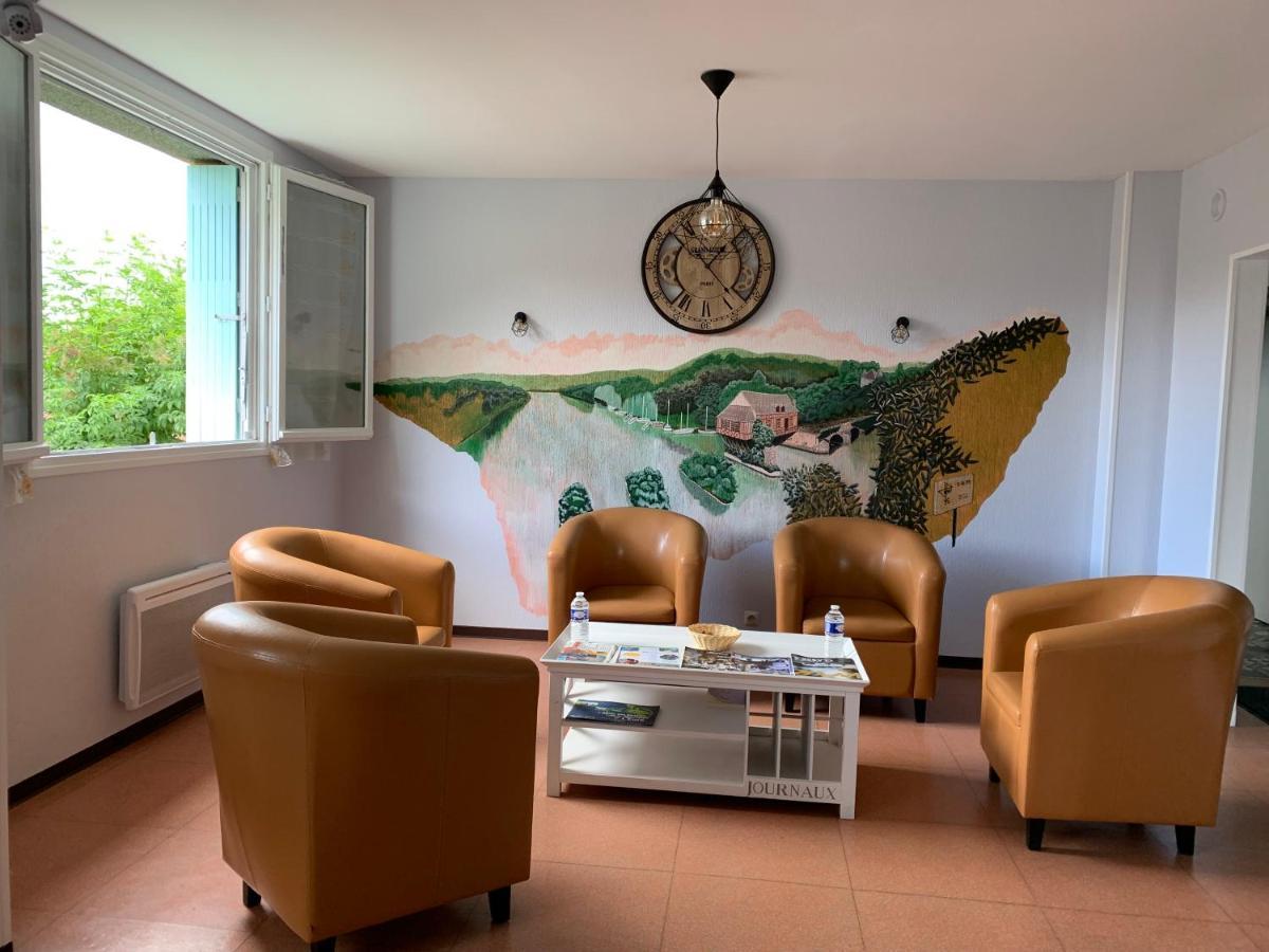 Hotel Du Haut Marais Saint-Marcel  Εξωτερικό φωτογραφία